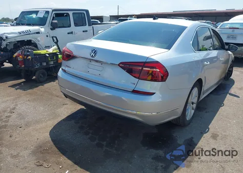 2018 Volkswagen Passat 2.0T Se z USA, uszkodzony, nr VIN 1VWBA7A3XJC027288